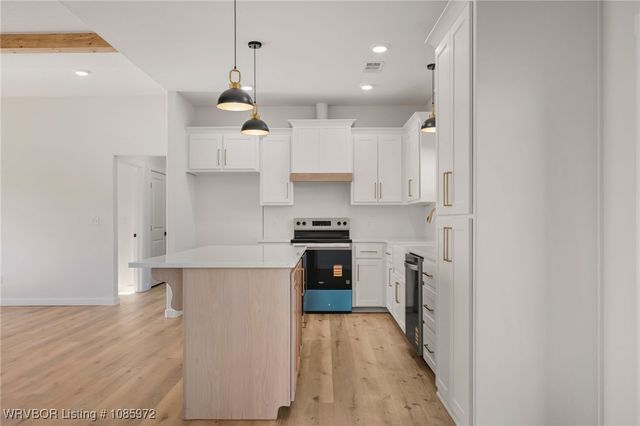 29344 Country Lane, Poteau, OK 74953