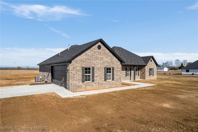 29344 Country Lane, Poteau, OK 74953