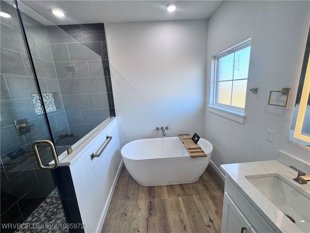 29344 Country Lane, Poteau, OK 74953