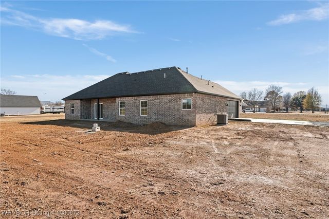 29344 Country Lane, Poteau, OK 74953