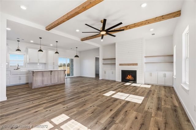 29344 Country Lane, Poteau, OK 74953