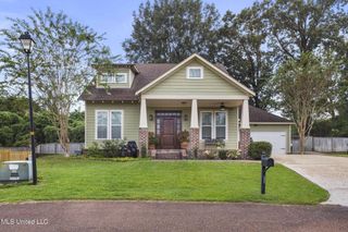 3 Oakwood Glen Drive, Clinton, MS 39056