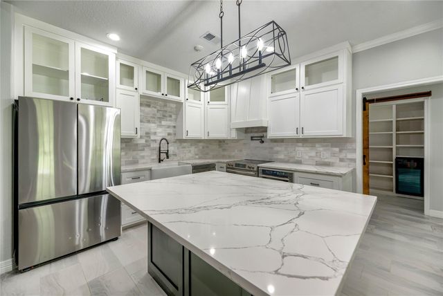 453 Southcreek Park, Livingston, TX 77351