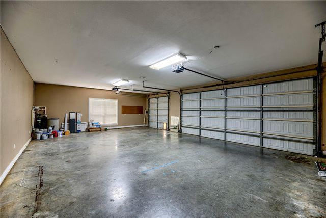 453 Southcreek Park, Livingston, TX 77351