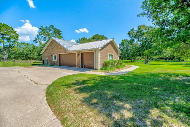 453 Southcreek Park, Livingston, TX 77351
