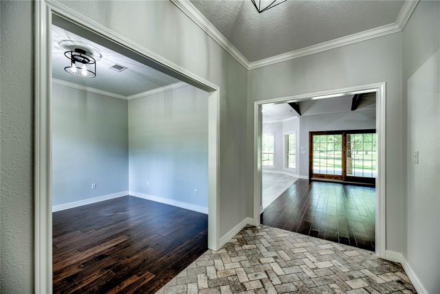 453 Southcreek Park, Livingston, TX 77351