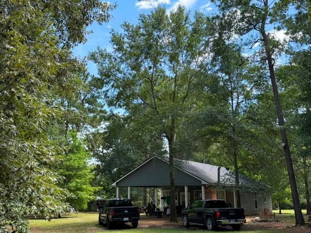 9806 State Highway 156, Coldspring, TX 77331