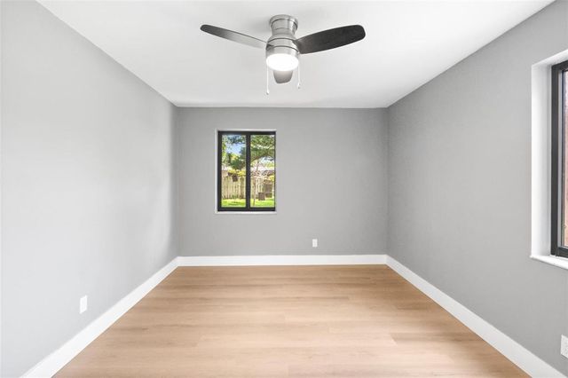 2146 Nova Village Drive, Davie, FL 33317