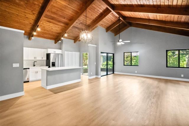 2146 Nova Village Drive, Davie, FL 33317