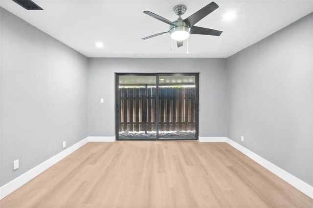 2146 Nova Village Drive, Davie, FL 33317
