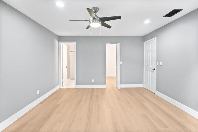2146 Nova Village Drive, Davie, FL 33317