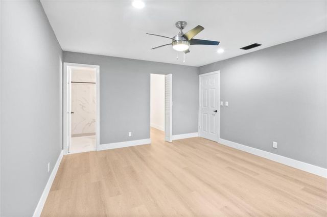 2146 Nova Village Drive, Davie, FL 33317