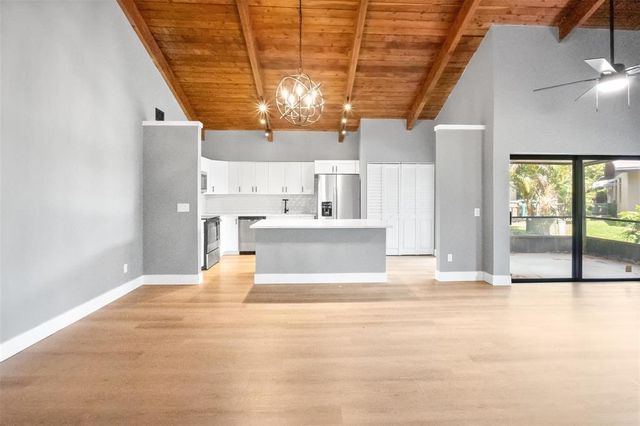 2146 Nova Village Drive, Davie, FL 33317