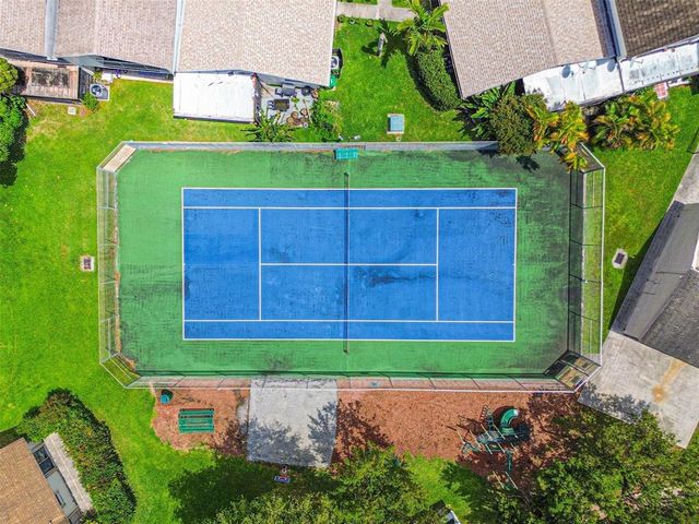 2146 Nova Village Drive, Davie, FL 33317