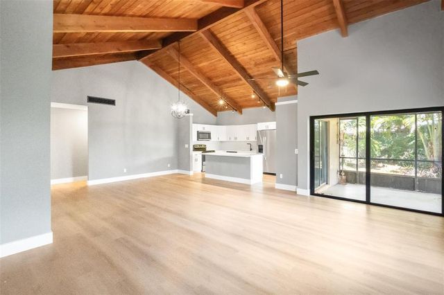 2146 Nova Village Drive, Davie, FL 33317