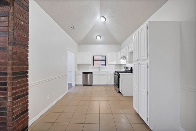 919 Walters Drive, Cedar Hill, TX 75104