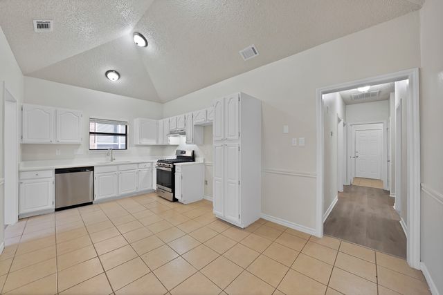 919 Walters Drive, Cedar Hill, TX 75104