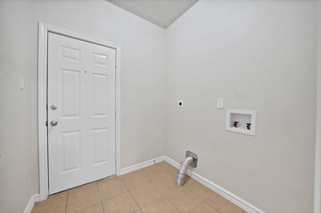 919 Walters Drive, Cedar Hill, TX 75104