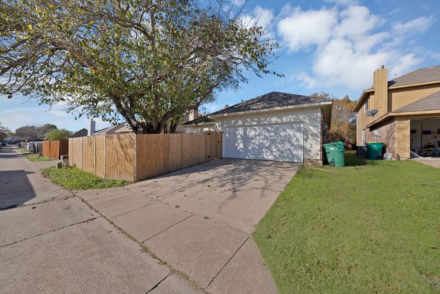919 Walters Drive, Cedar Hill, TX 75104