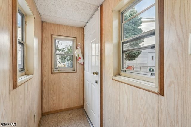 417 Lafayette St, Newark City, NJ 07105