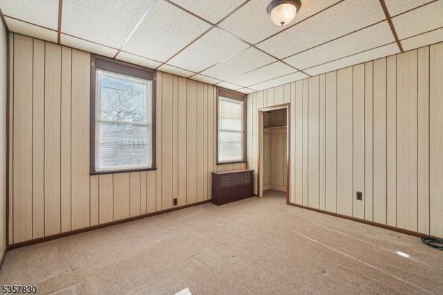 417 Lafayette St, Newark City, NJ 07105