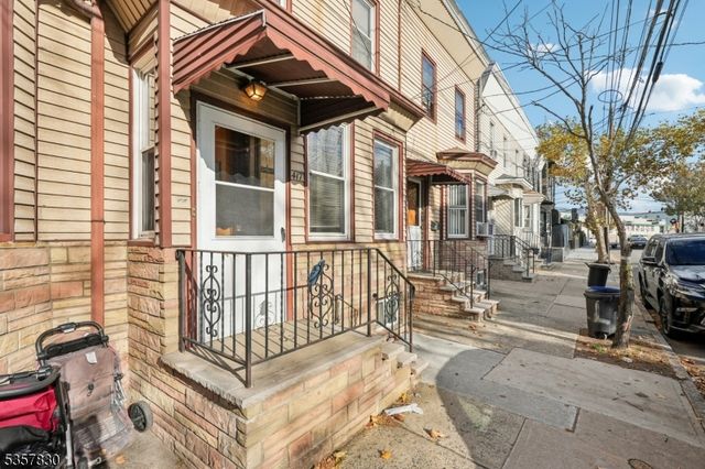 417 Lafayette St, Newark City, NJ 07105