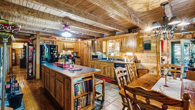 199 Stone Lane, Sadieville, KY 40370