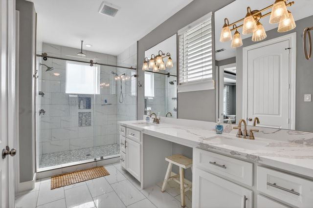 13302 Enchanted Way Drive, Montgomery, TX 77356