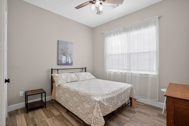 13302 Enchanted Way Drive, Montgomery, TX 77356