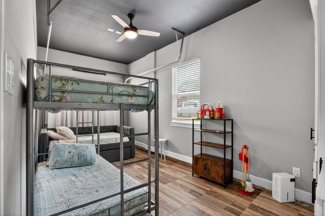 13302 Enchanted Way Drive, Montgomery, TX 77356