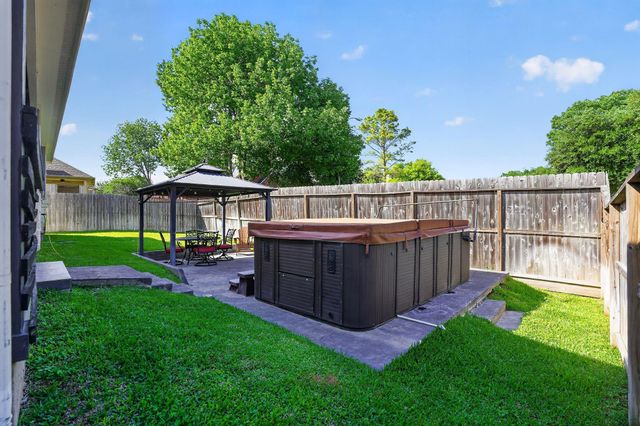 13302 Enchanted Way Drive, Montgomery, TX 77356