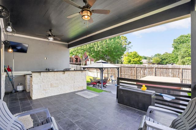 13302 Enchanted Way Drive, Montgomery, TX 77356