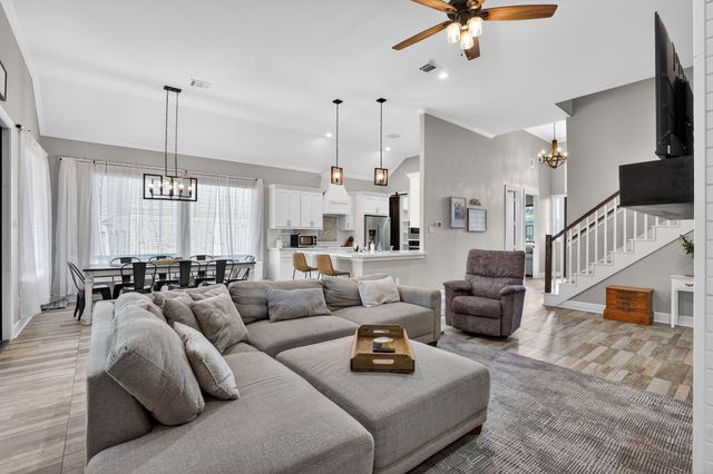 13302 Enchanted Way Drive, Montgomery, TX 77356