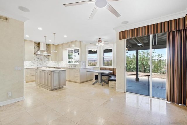 1764 Deavers Dr., San Marcos, CA 92069
