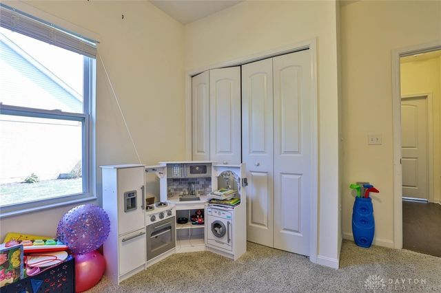 1354 Alexander Drive, Hamilton, OH 45013