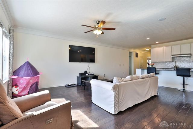 1354 Alexander Drive, Hamilton, OH 45013