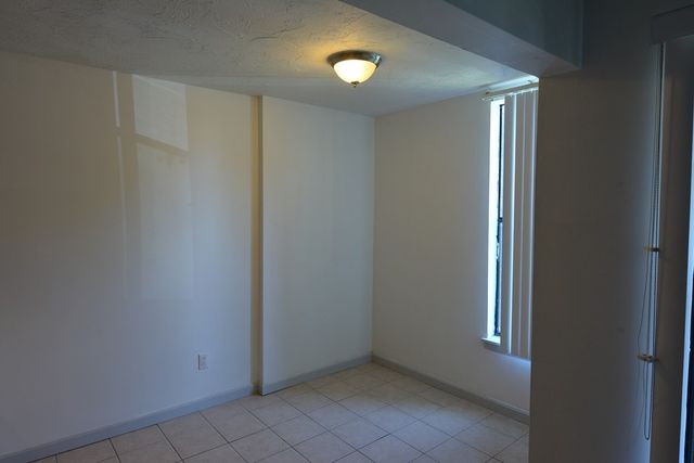 36 Shrewsbury Green Dr E, Shrewsbury, MA 01545