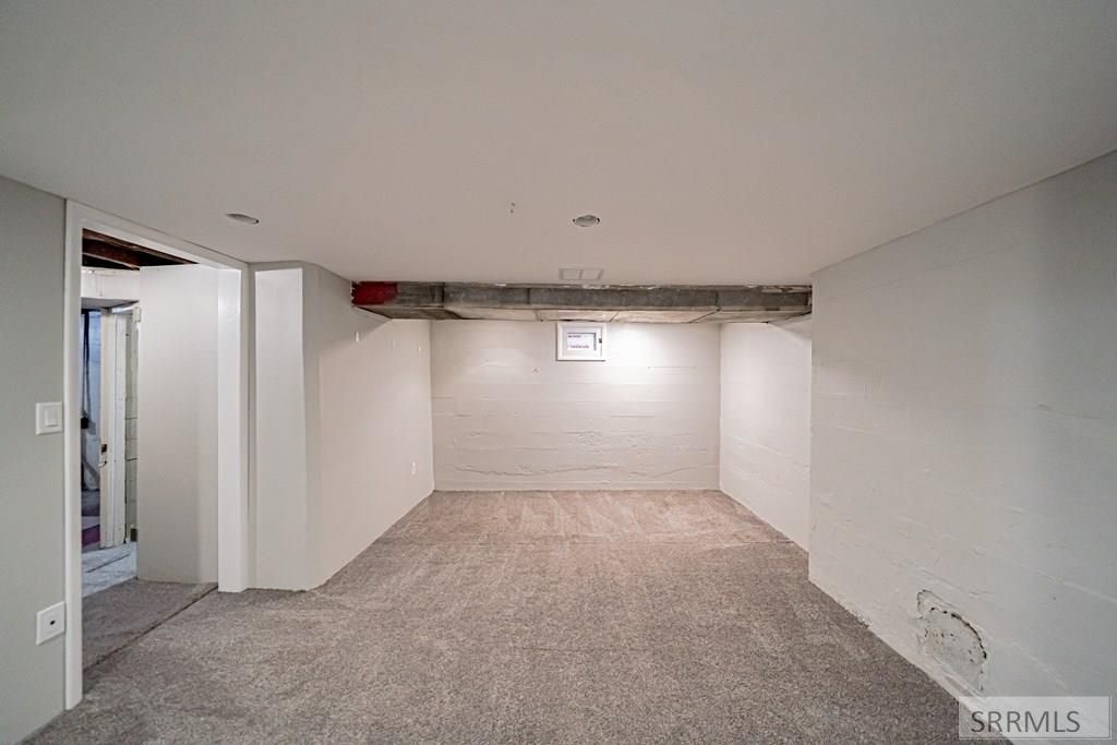 Image 14 of property listing at 127 8th Street, Idaho Falls, ID 83401