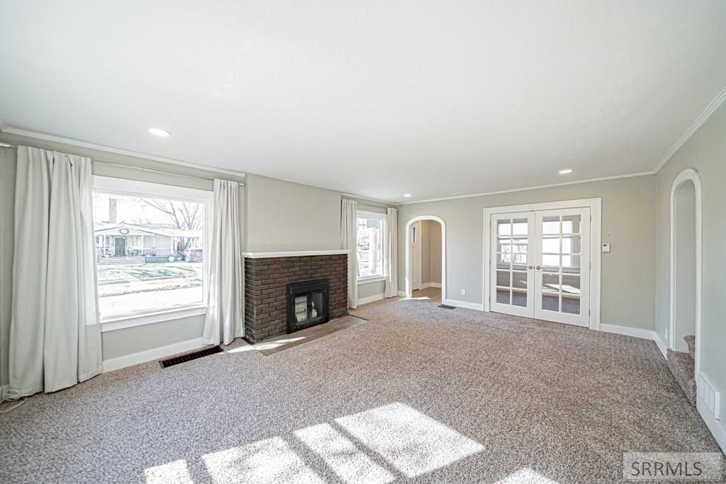 Image 3 of property listing at 127 8th Street, Idaho Falls, ID 83401