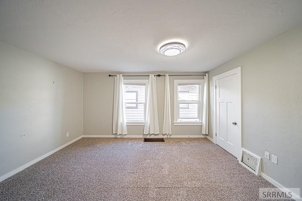 Image 9 of property listing at 127 8th Street, Idaho Falls, ID 83401