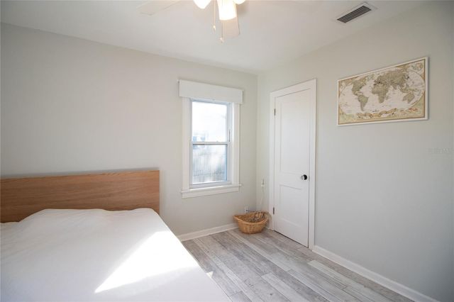 1547 35TH AVENUE N, St Petersburg, FL 33704