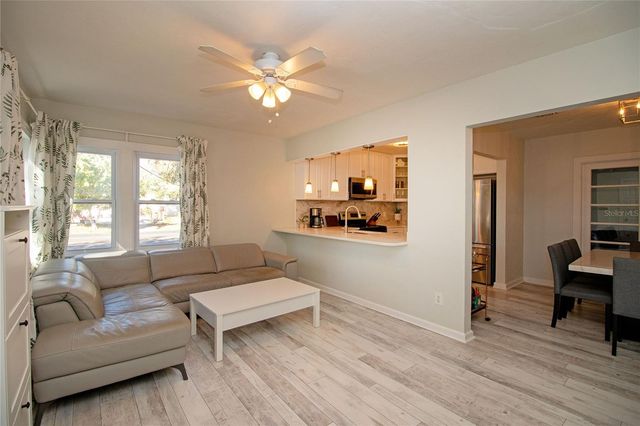 1547 35TH AVENUE N, St Petersburg, FL 33704