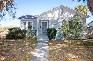 1547 35TH AVENUE N, St Petersburg, FL 33704