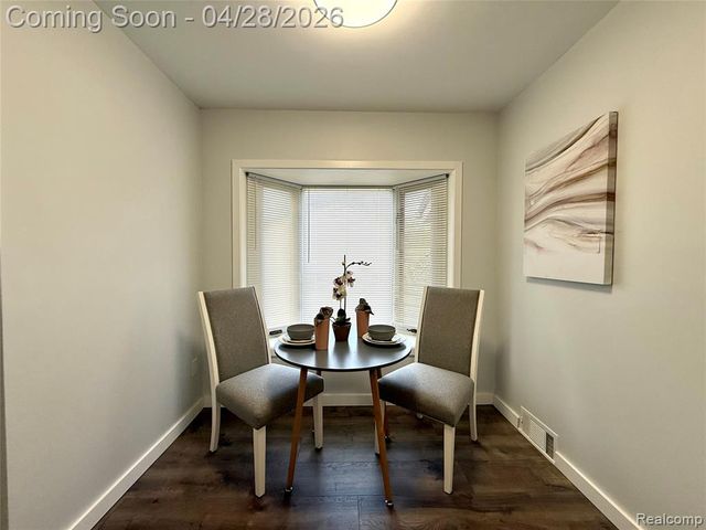 30840 Rock Creek Drive, Southfield, MI 48076