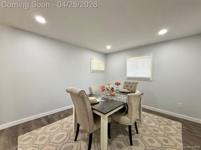 30840 Rock Creek Drive, Southfield, MI 48076