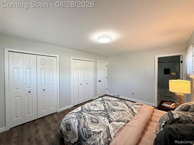 30840 Rock Creek Drive, Southfield, MI 48076