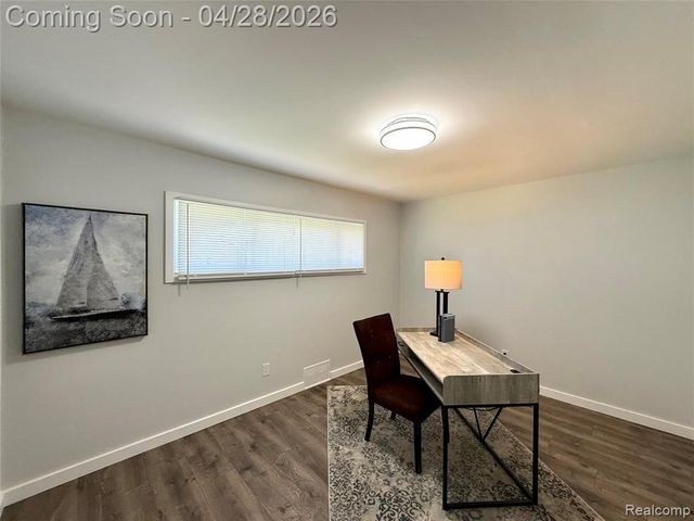 30840 Rock Creek Drive, Southfield, MI 48076