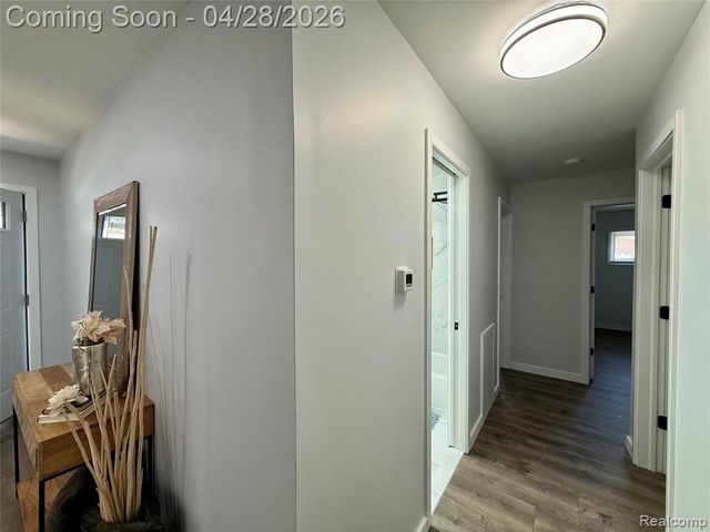 30840 Rock Creek Drive, Southfield, MI 48076