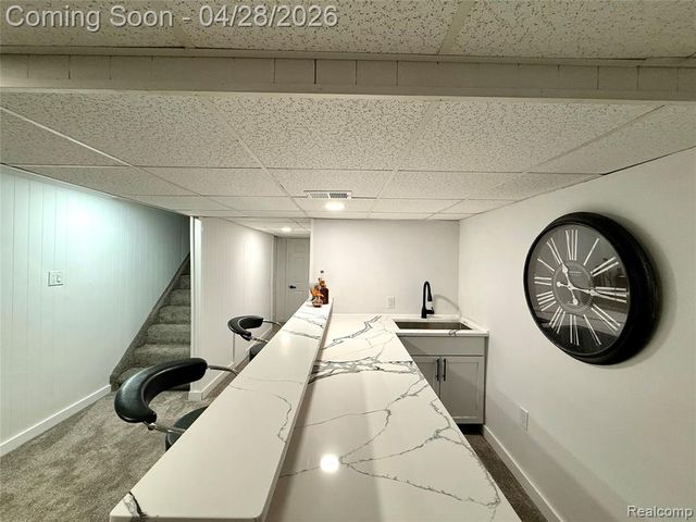 30840 Rock Creek Drive, Southfield, MI 48076