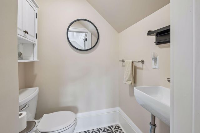 1301 Victoria Street N, Saint Paul, MN 55117